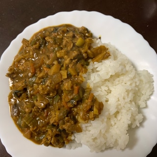 野菜たっぷり歯ごたえが良いキーマカレー！